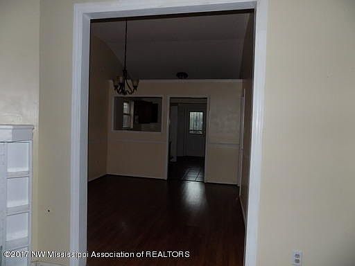 3rd image of 5393 Payton Dr W