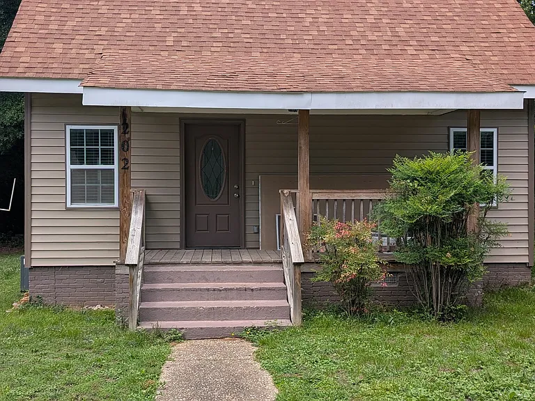 202 Marshall St — Photo 1