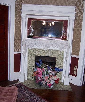 3rd image of 807 E Church St