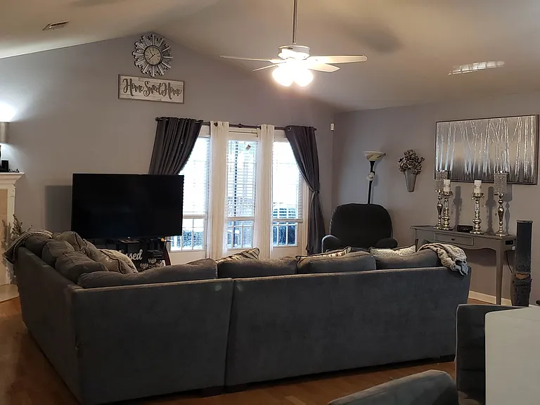 3835 McFarlane Dr — Photo 8