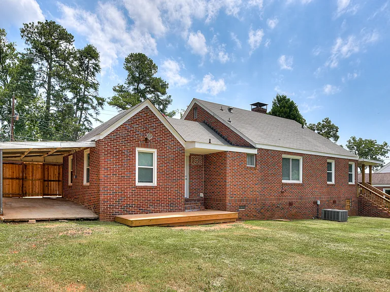 2336 Redwood Dr — Photo 25