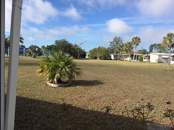 3rd image of 792 Grado Dr