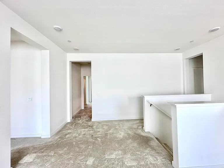4776 S Ansley Ave — Photo 11