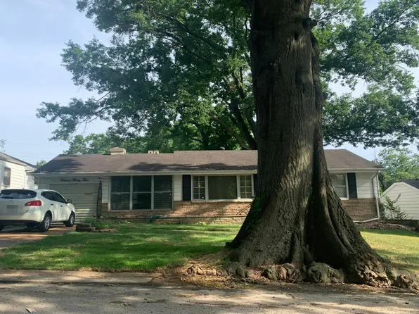 1232 Ashford Dr, Saint Louis, MO 63137