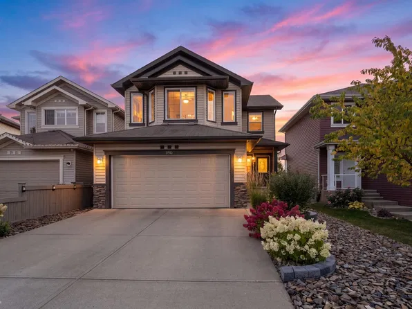 5915 6th Ave SW, Edmonton, AB T6X 0G4