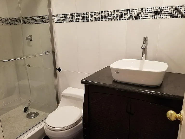 326 Lassenpark Cir — Photo 6