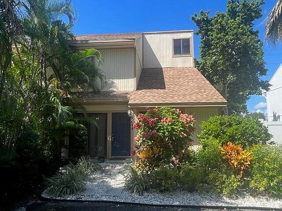 2nd image of 9044 Green Meadows Way