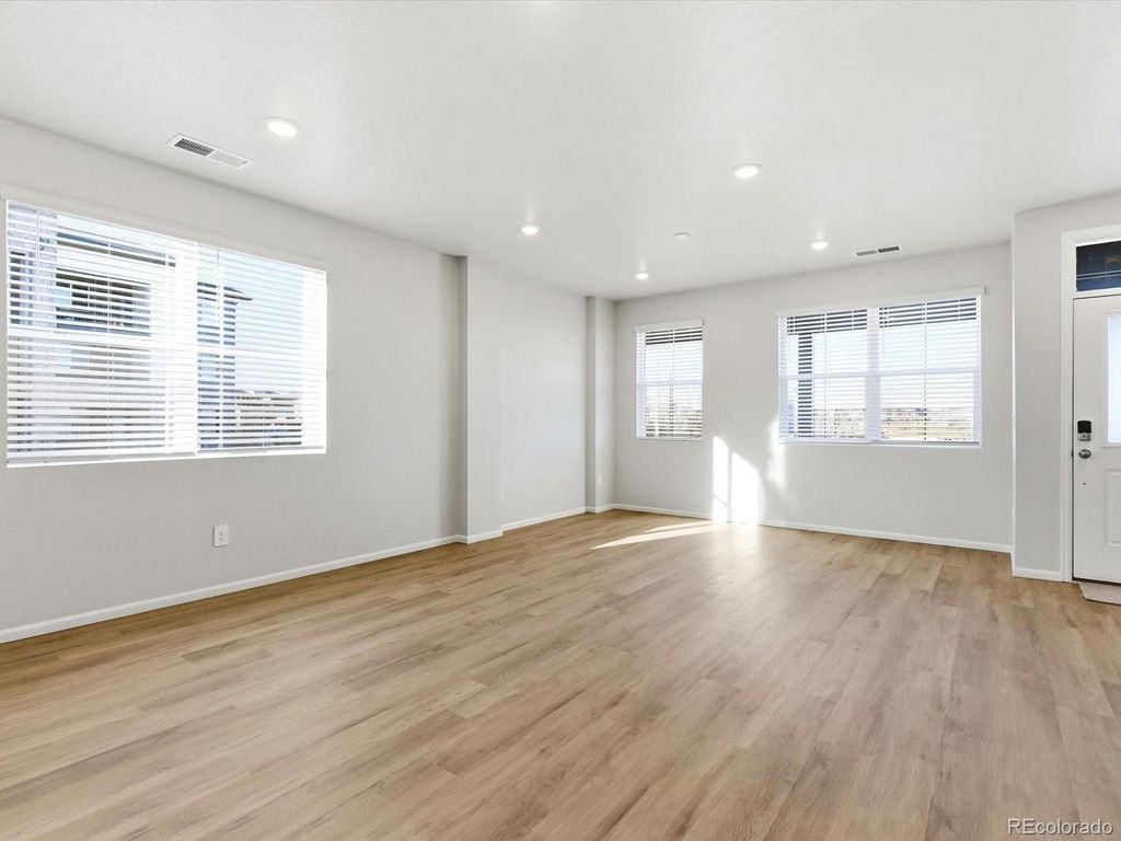 1596 Riverplace Drive #5