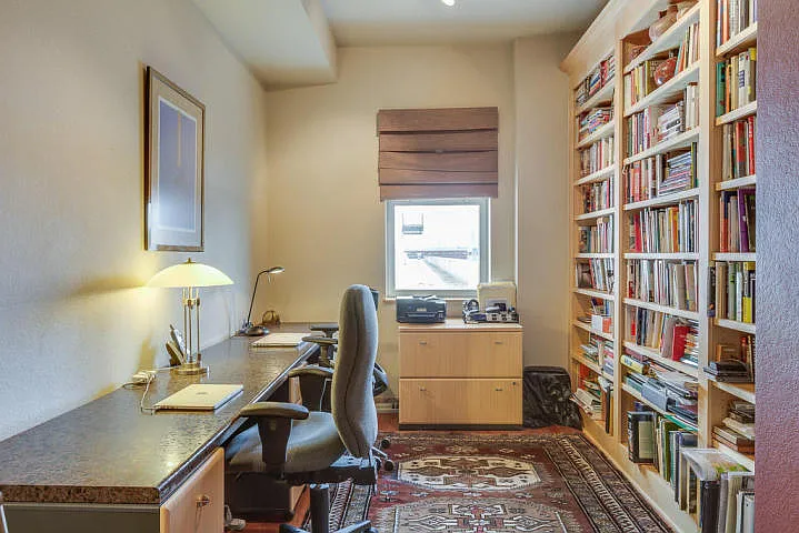 Den (2nd Bedroom)