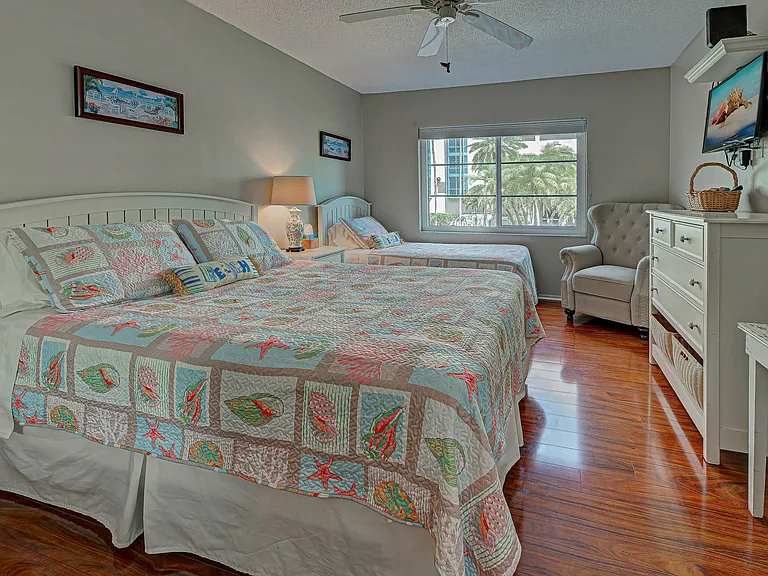 800 Benjamin Franklin Dr #202 — Photo 21