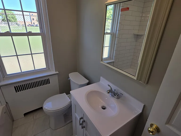 605 S Eagle Rd — Photo 12