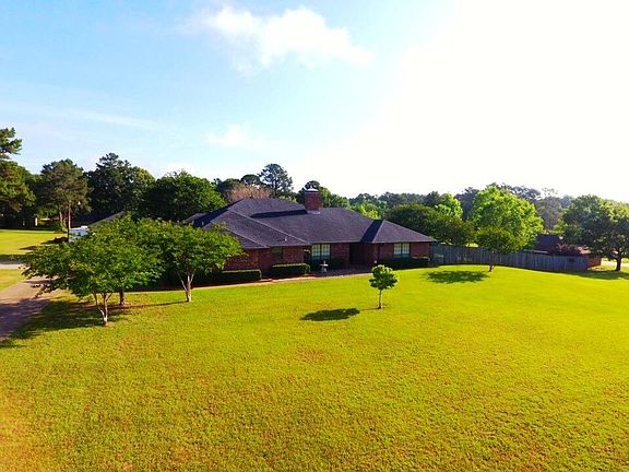 4th image of 10879 Trenton Dr