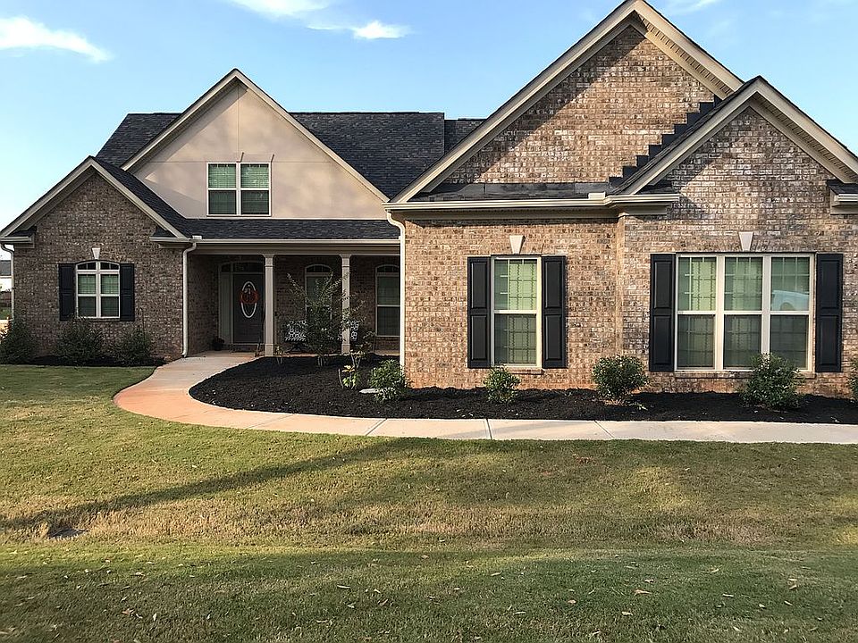 1st image of 205 Aves Ct