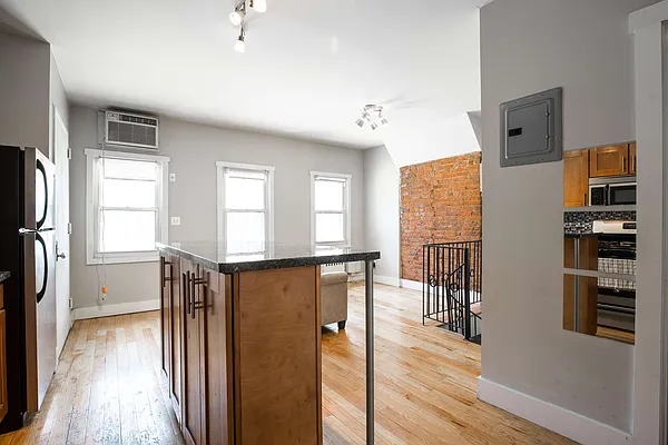 Rented by Nooklyn NYC LLC | media 33