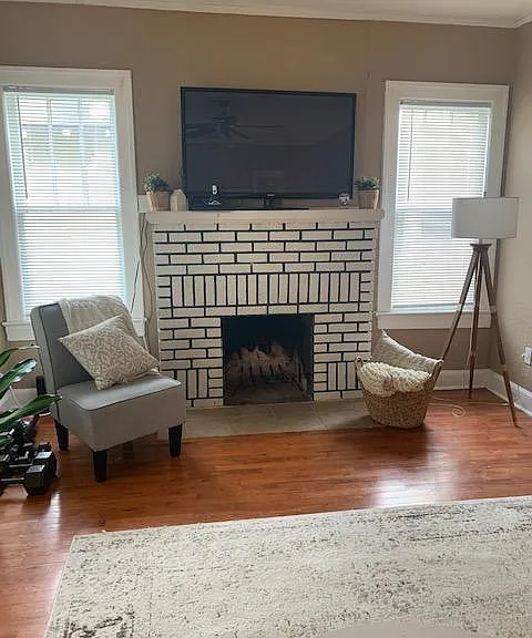 2536 Dellwood Ave — Photo 9