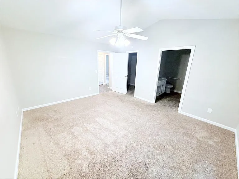 324 Amelia Garden Way — Photo 16