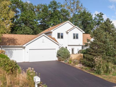 2543 Montana Ave E, Maplewood, MN, 55119