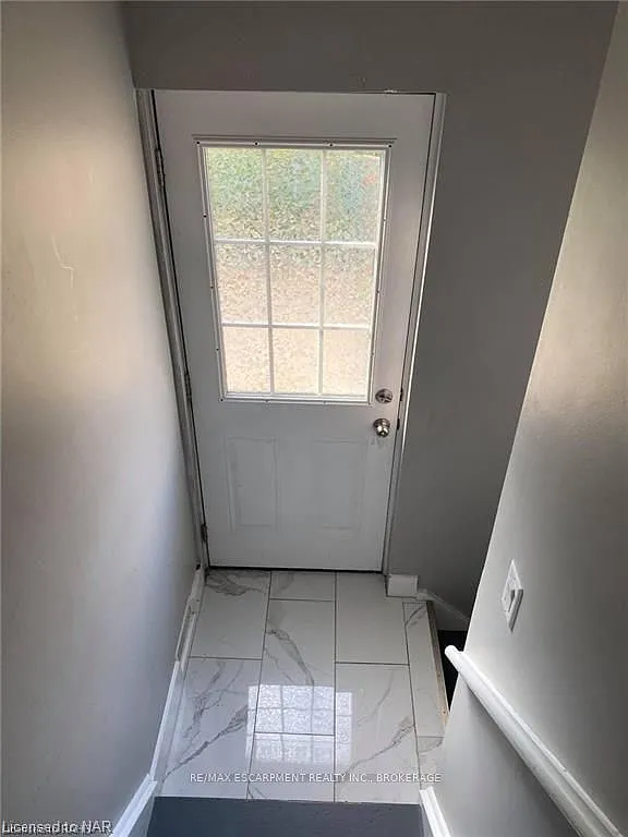 2 bed, $1,750 — Photo 2