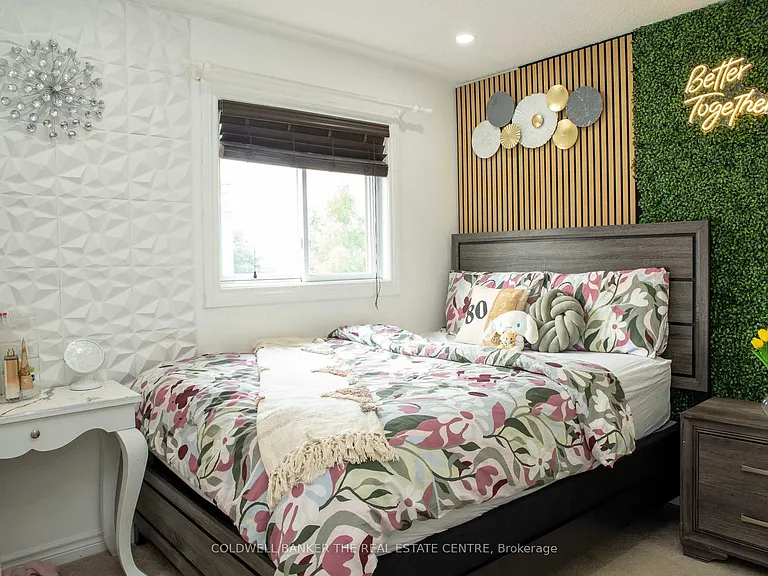 497 Grove St E — Photo 13