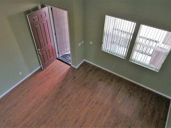 4th image of 11535 Guadalupe St