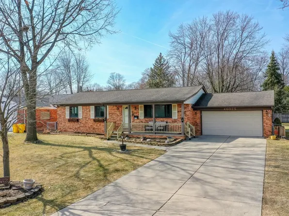 46075 Hecker Dr, Utica, MI 48317