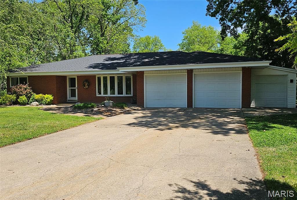 26630 Lakeview Ter