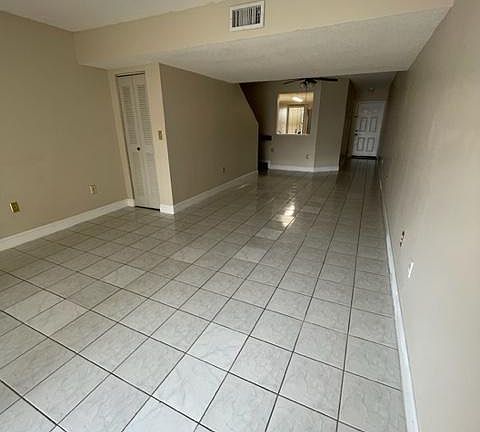 4th image of 1138 NW 123rd Ct #405