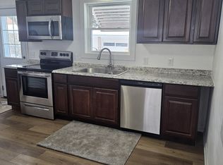 945 N Jefferson St, Medina, OH