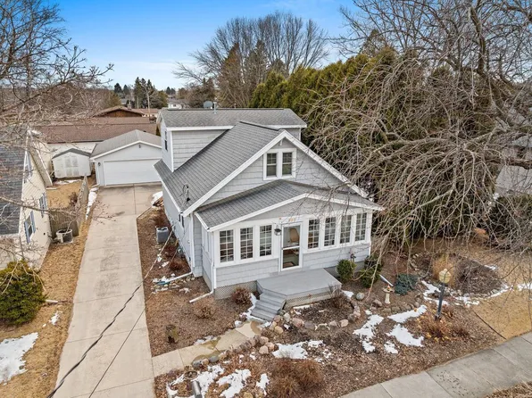 907 Wilson STREET, Manitowoc, WI 54220