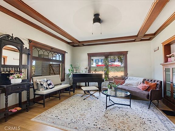 4th image of 228 S Spring St