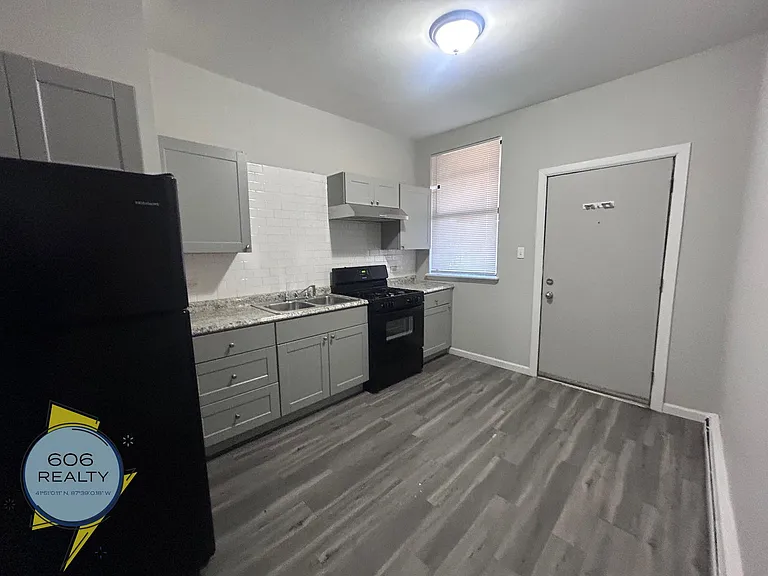 5850-58 S. King Drive — Photo 2