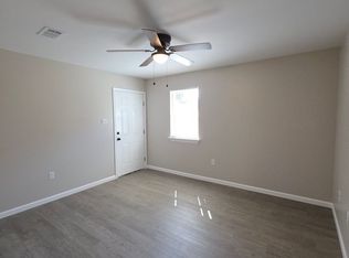 West Oak Gardens, Russellville, AR 72801