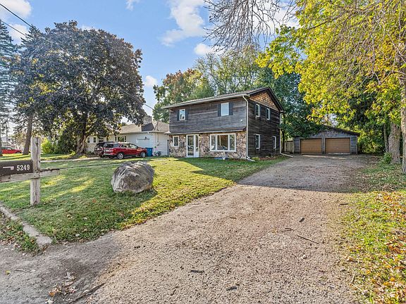 2nd image of 5249 Main St E