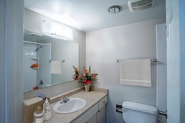 Pandosy Square Apartments — Photo 4