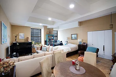 Rented by Nest Seekers International