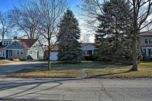 1st image of 429 Dover Ave