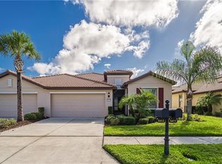 5411 Sunset Falls Dr, Apollo Beach, FL 33572