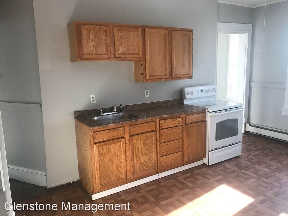2nd image of 91 Draher Ave #3