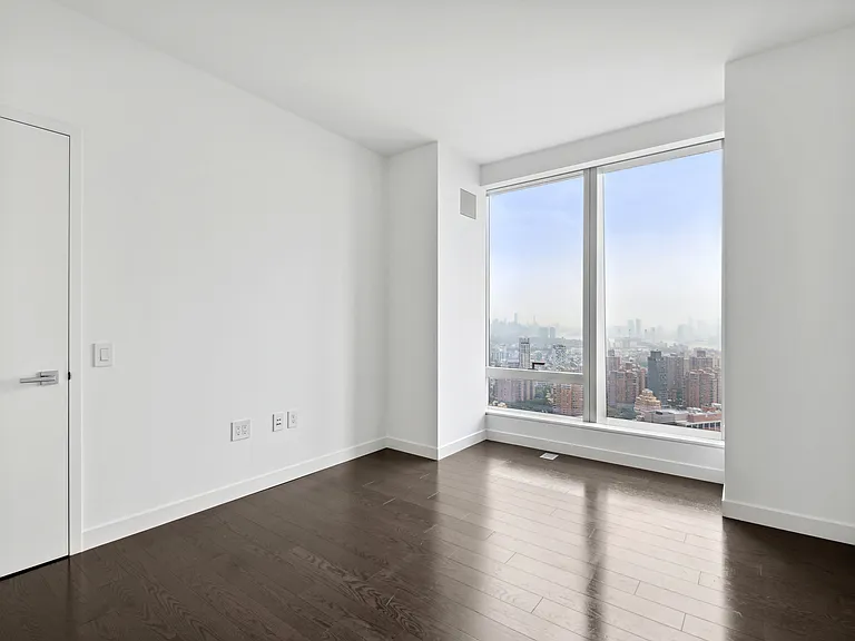 252 South St #47E — Photo 10