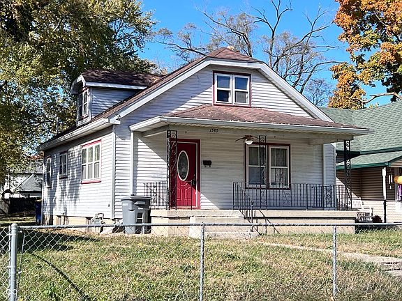 2nd image of 1530 Linden St