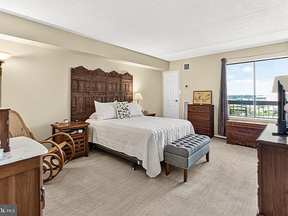 5th image of 6300 Stevenson Ave APT 1122