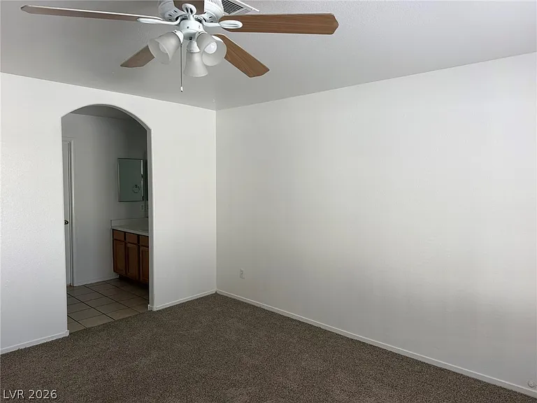 2561 Rosy Sunrise St — Photo 9