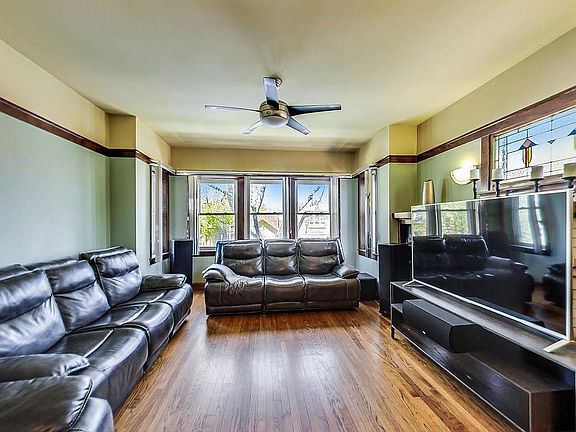 2nd image of 5149 W Wellington Ave #2