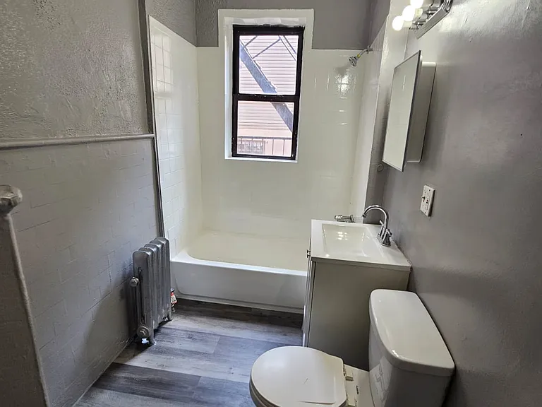 374 Hillside Ave #A1 — Photo 4
