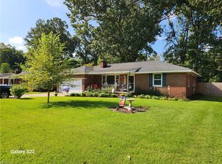 208 Leonard Rd, Portsmouth, VA 23701