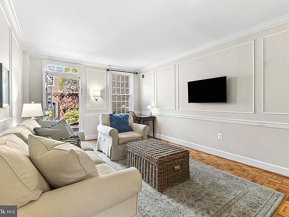 2nd image of 322 N Saint Asaph St