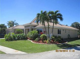 920 NW 197th Ter, Pembroke Pines, FL 33029