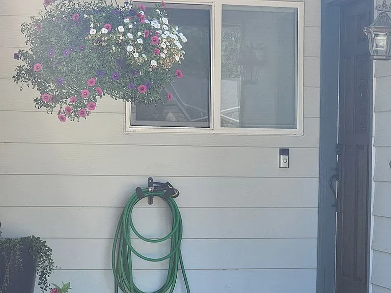 3512 E Vittoria Way — Photo 1