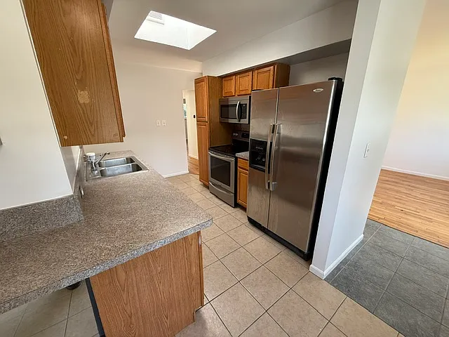 1829 E Granet Ave — Photo 5