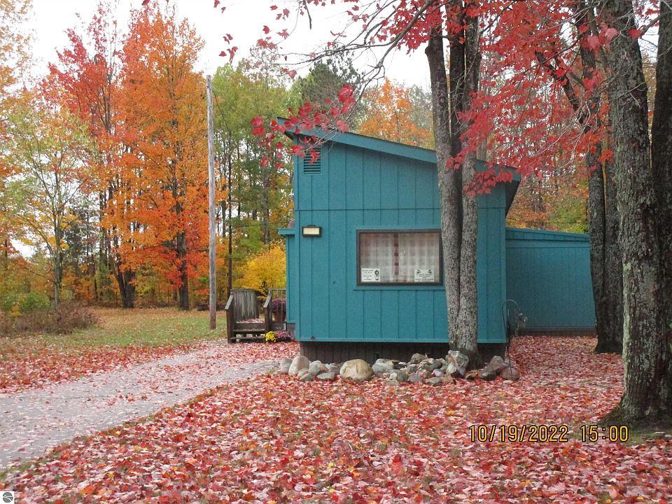 3293 NE Circle Dr Kalkaska, MI, 49646 Apartments for Rent Zillow